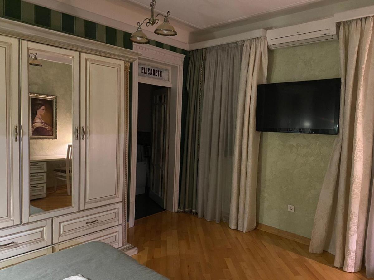 Fontush Boutique Hotel Ivano-Frankivsk Exteriör bild